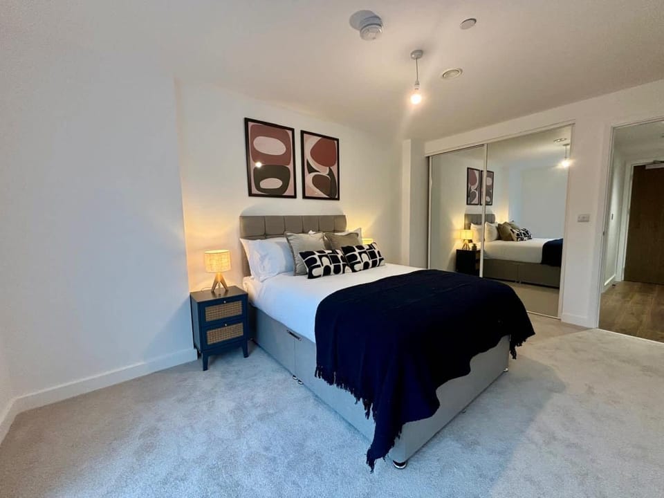 Bed, Bedroom