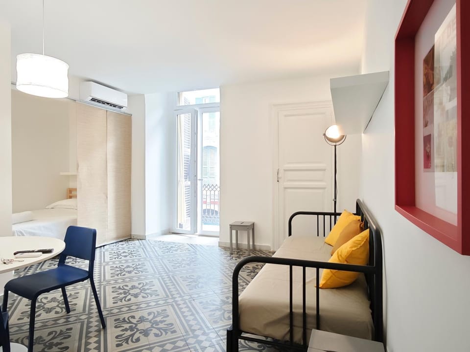 DuoDante Apartment in Bari