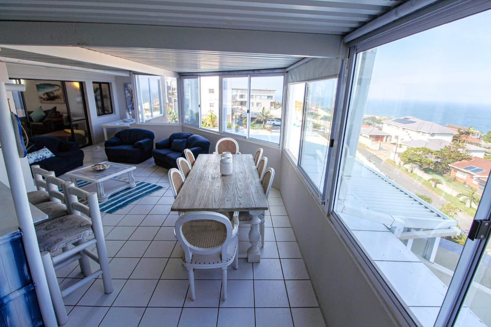 Patio, Balcony/Terrace, Seating area, Dining area, Sea view