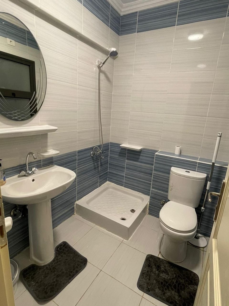 Appartment 2 beds & 2 baths fully furnished withAc Apartment in Cairo Governorate