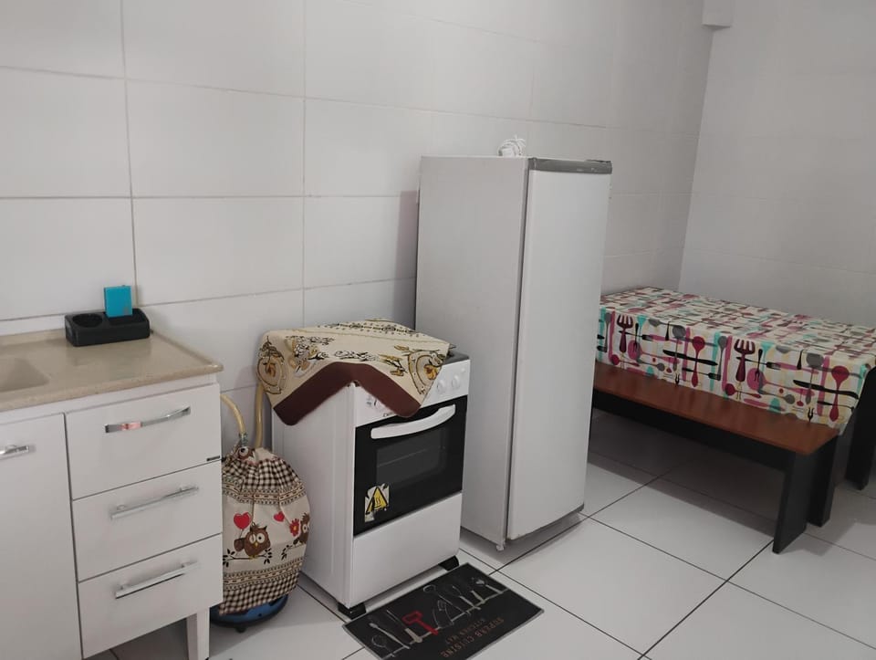 Apartamento com 3 quartos a só 200 metros da Basílica Apartment in State of São Paulo
