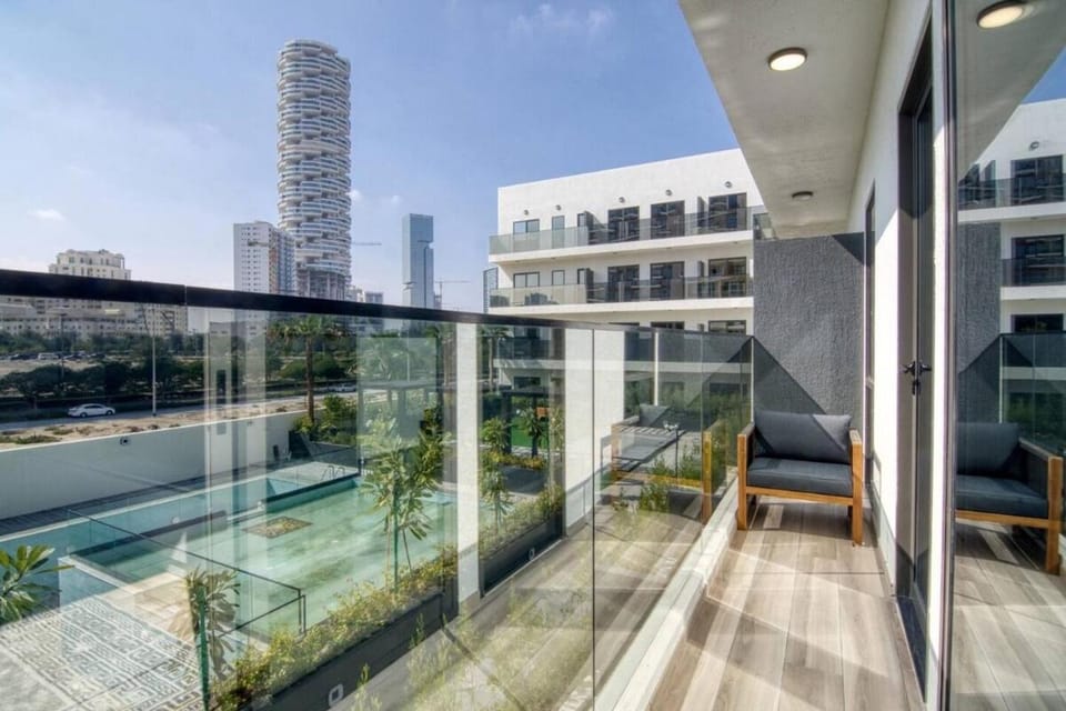 1bedroom unit at Nicholas Apartment in Dubai