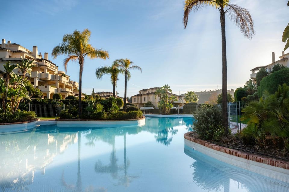 Benahavis Golf Resort 6 Pools Full Spa Apartment in Costa del Sol