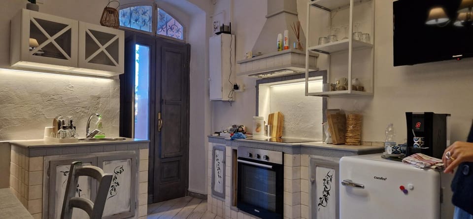 Coffee/tea facilities, Kitchen or kitchenette