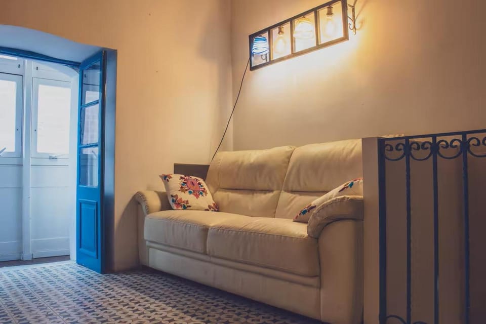 Charming 2 bedroom maisonette in Valletta JELL1-3 House in Valletta
