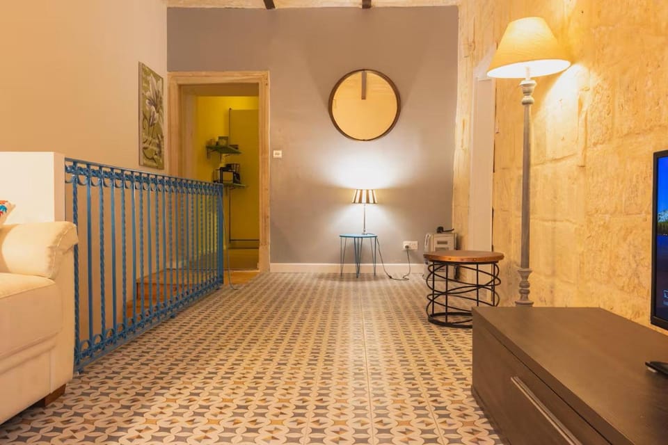 Charming 2 bedroom maisonette in Valletta JELL1-3 House in Valletta