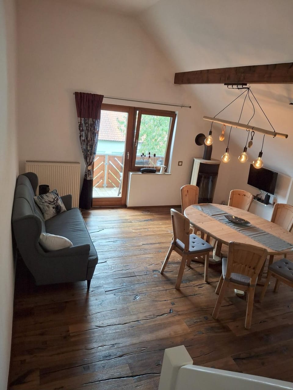 Living room, Seating area, Dining area