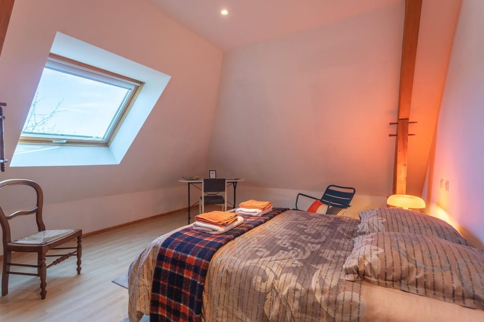 Property building, Living room, Bedroom