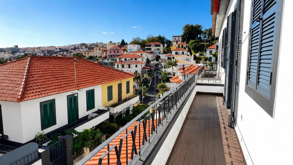 Madeira Breeze Apartment in Funchal
