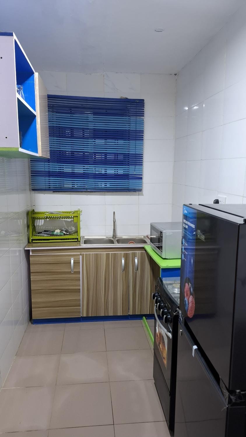 Kitchen or kitchenette, oven, stove