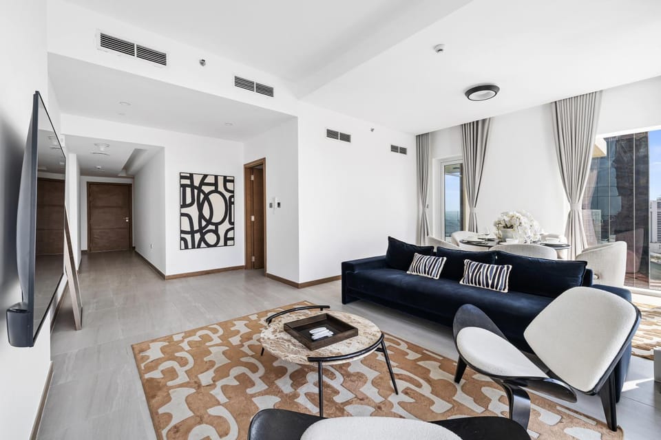 Communal lounge/ TV room, TV and multimedia, Living room, Seating area, Evening entertainment