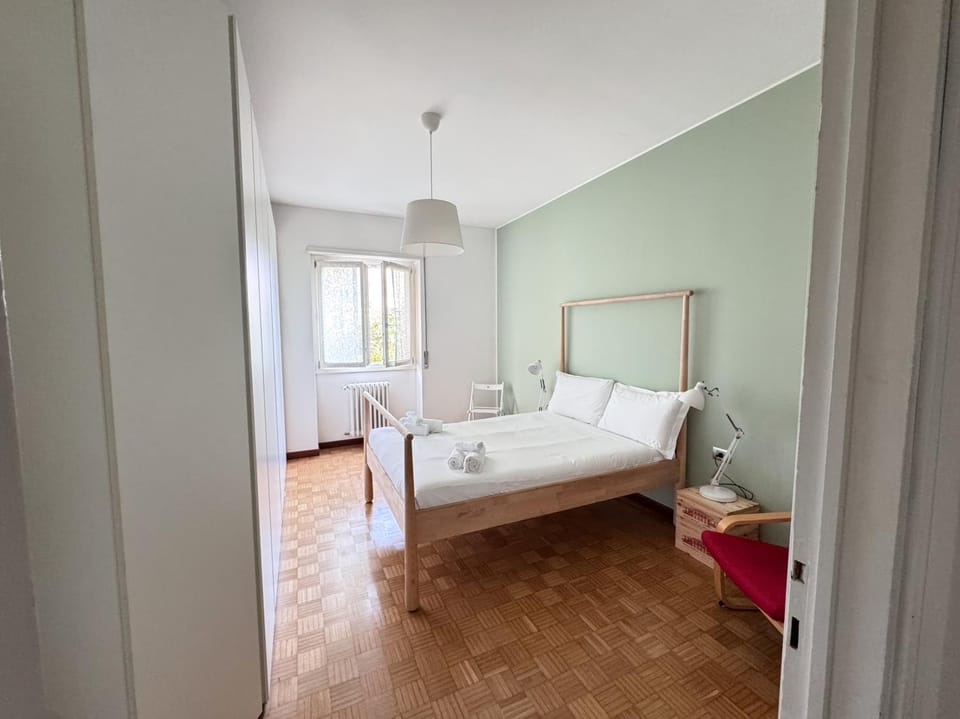 Monte Cristallo Suite - Isola and Central Station Apartment in Milan
