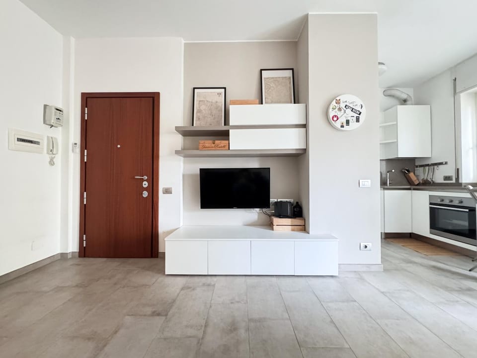 Monte Cristallo Suite - Isola and Central Station Apartment in Milan