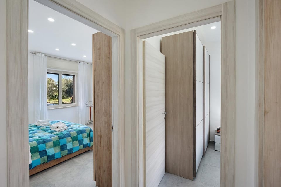 Living room, Bedroom