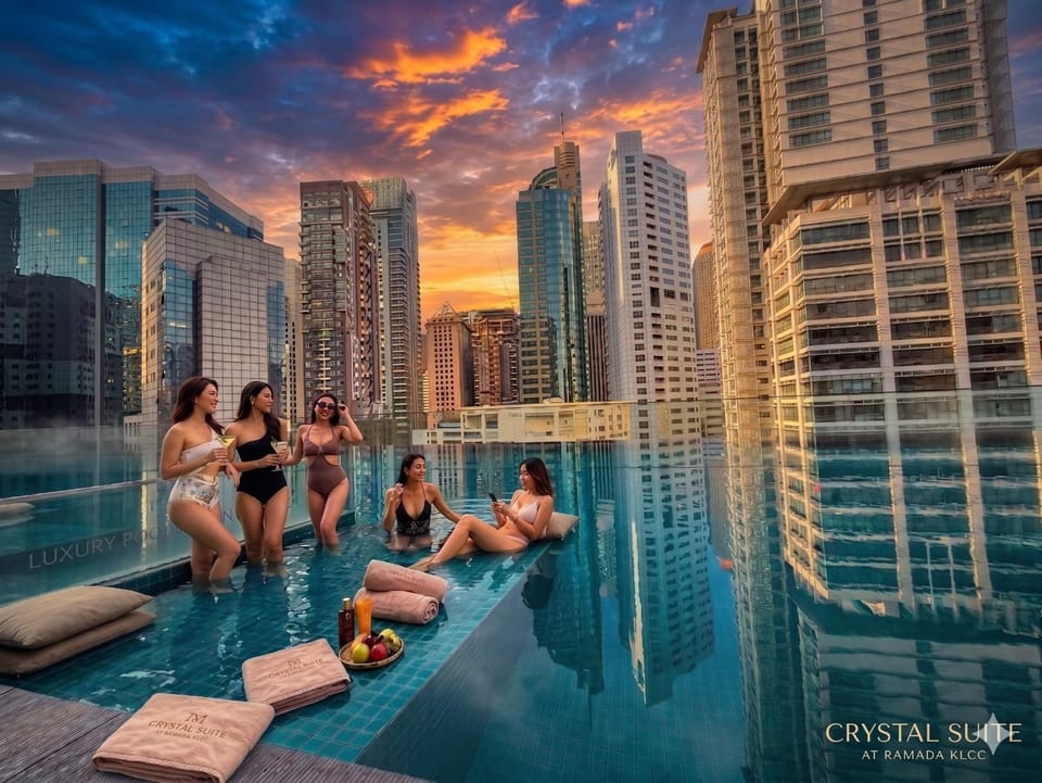 Natural landscape, City view, Swimming pool, Sunset, group of guests