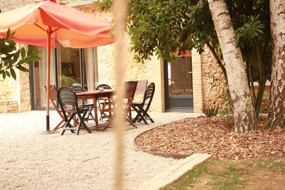 Patio, Dining area, Garden view