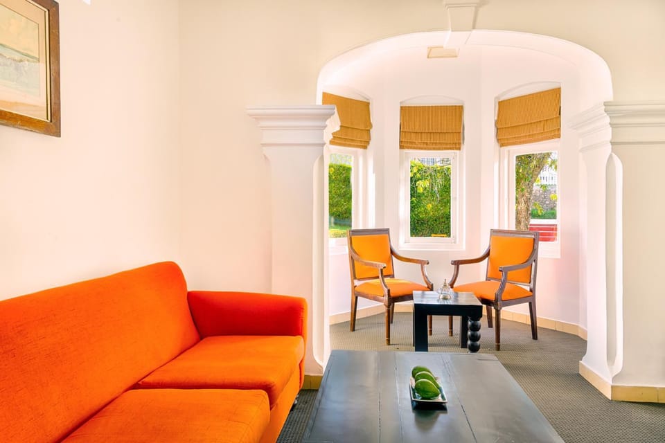 Seating area, Bedroom, Garden view