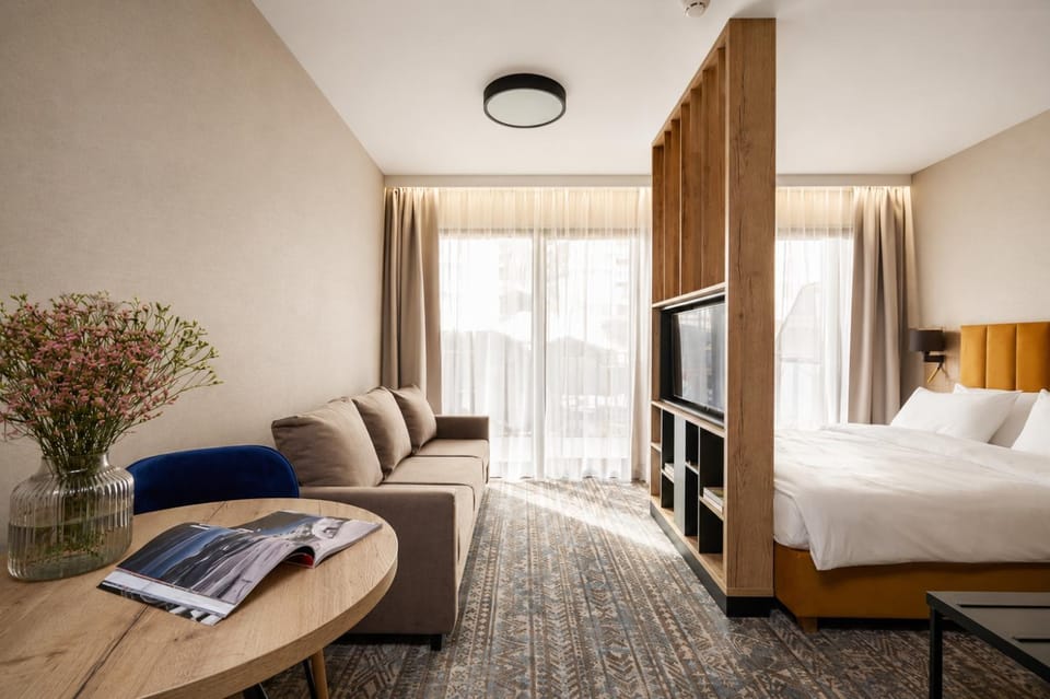 Złoty Horyzont Superior Główny Budynek z basenem, siłownią, grotą solną, bawialnią i restauracją Horyzont Smaków Apartment in Lower Silesian Voivodeship