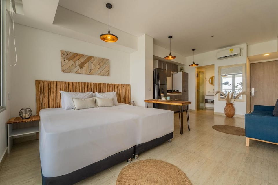 CB1035 | Increíble Suite Boho Natual Cama King Apartment in Cartagena