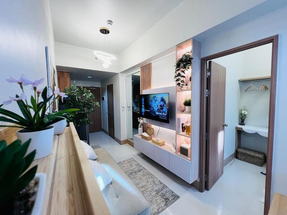 MOA GRAND STAY Suite #01, Newly Turn-over Only! Apartment in Pasay