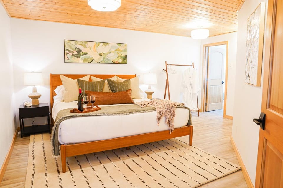 Alder Haus House in Glacier