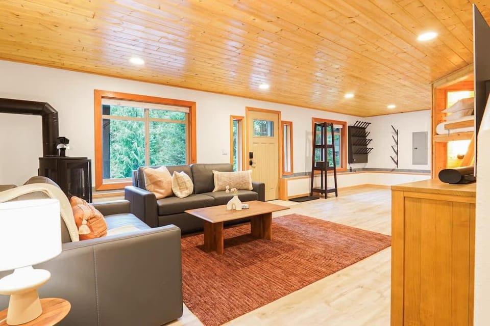 The Astor Chalet in Glacier