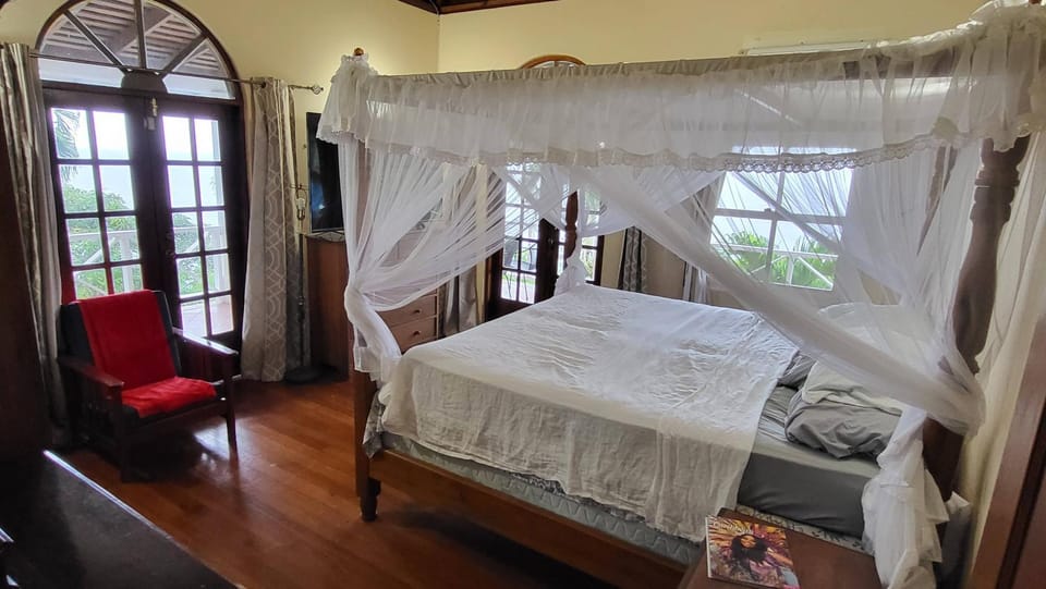 Sea panorama villa with pool Villa in Western Tobago
