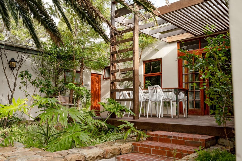 Patio, Garden view