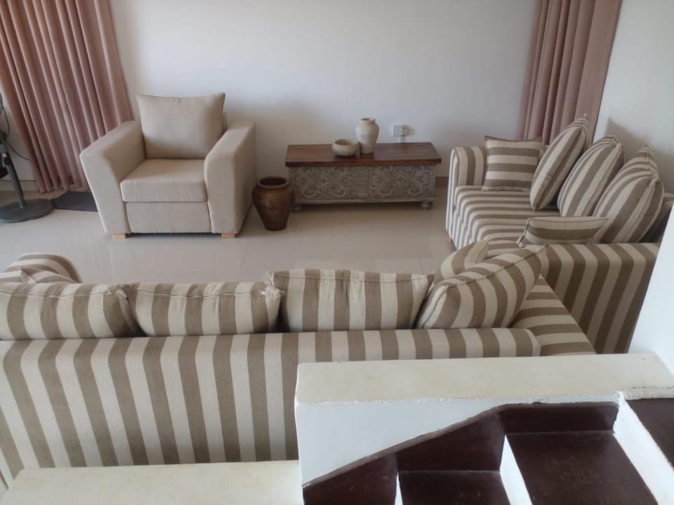 Ananthaya- the infinity Vacation rental in Wadduwa