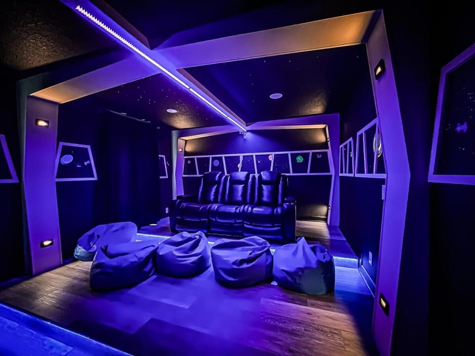 Magical Family Fun House Near Disney Luxury Villa Villa in Four Corners