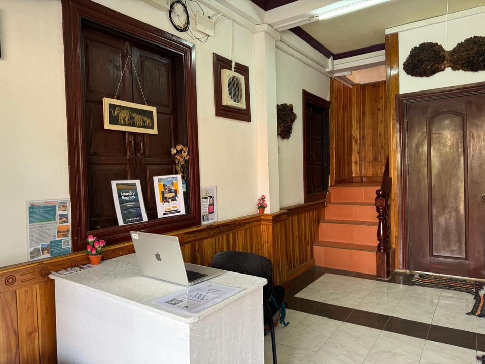 Isano Guesthouse Hostel in Luang Prabang