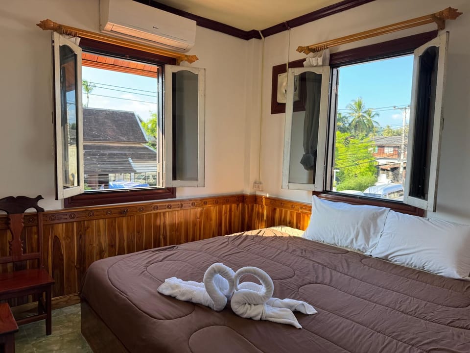 Isano Guesthouse Hostel in Luang Prabang