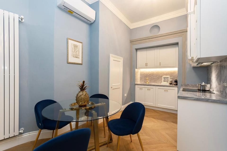 BLUE SUITE - Pitti Place Residence Apartment in Florence