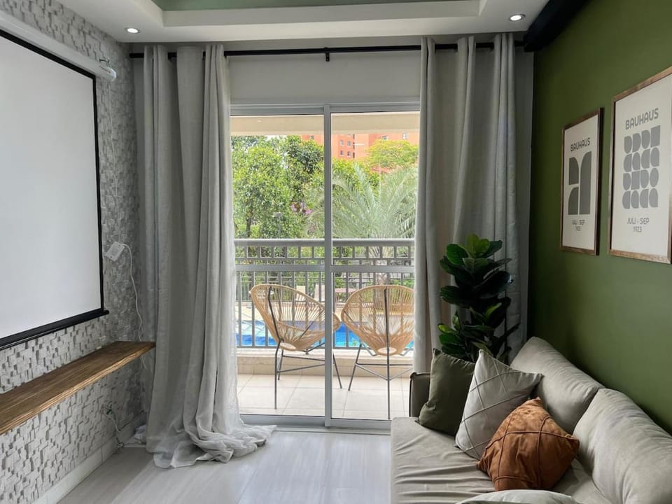 Apê completo 2 quartos, telão, Wi-Fi e academia Apartment in Sao Paulo City