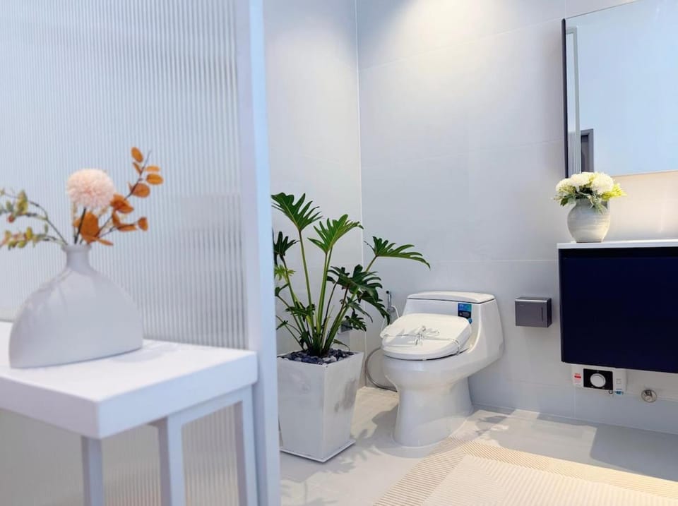 Toilet, Bathroom
