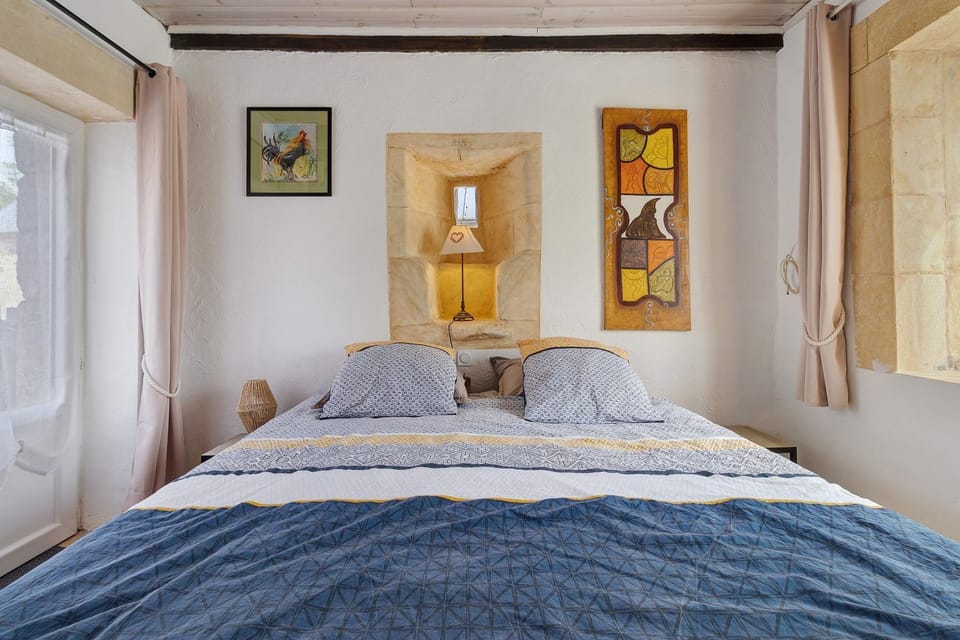 Living room, Bedroom