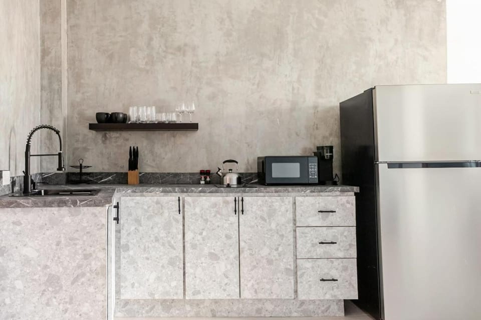 Cozy Studio Suite - Art District Apartment in San Juan
