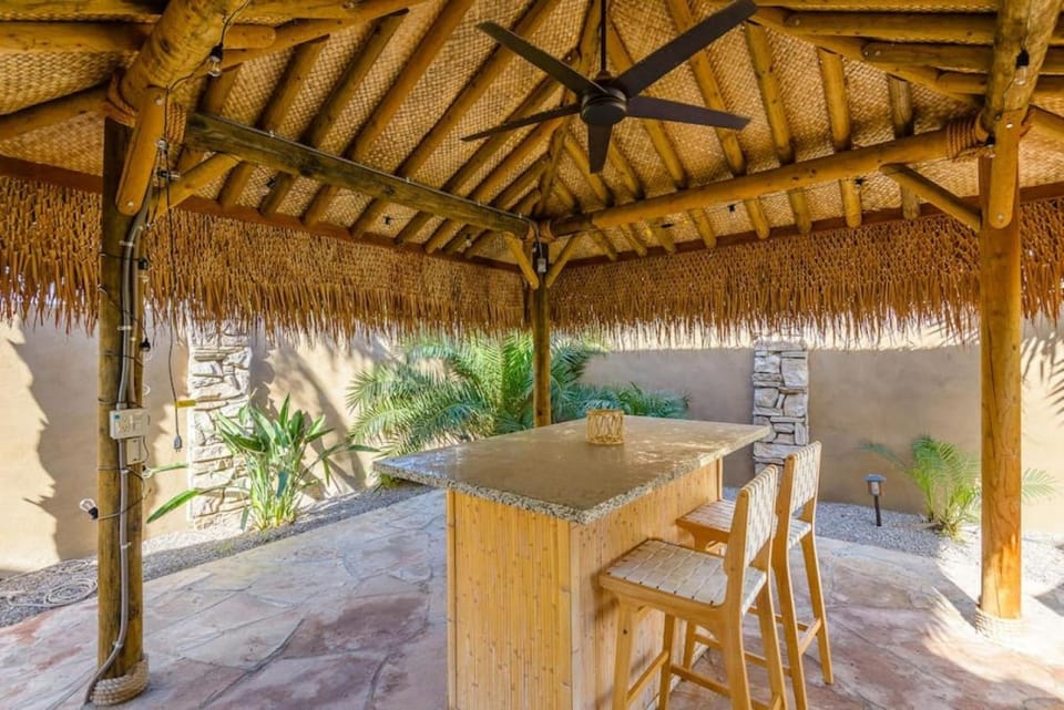 Boho 4BR Retreat with Heated Pool, Spa and Tiki Bar House in Gilbert