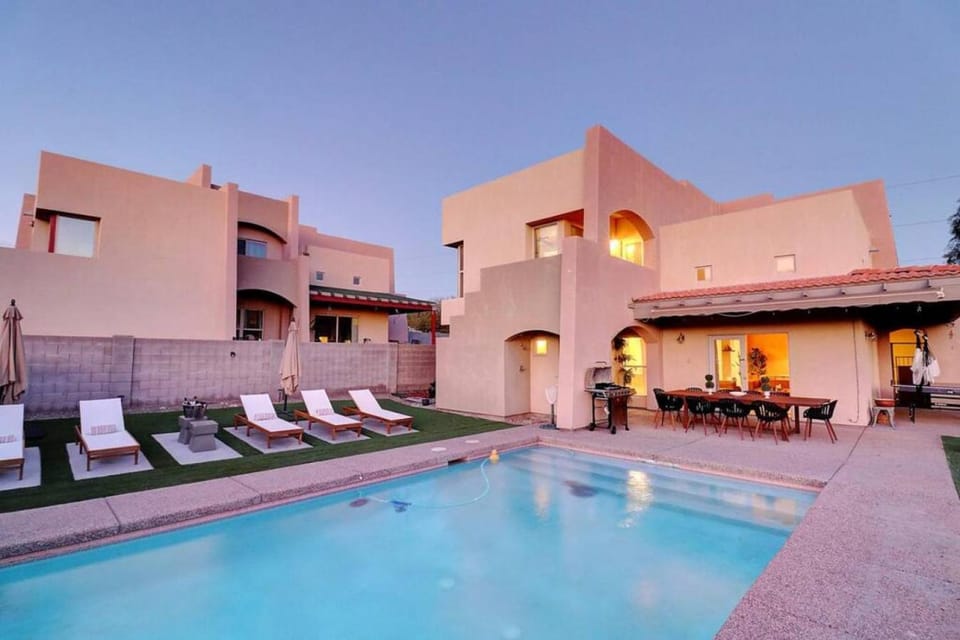 Property building, Patio, BBQ facilities, Dining area, Pool view, Swimming pool, sunbed