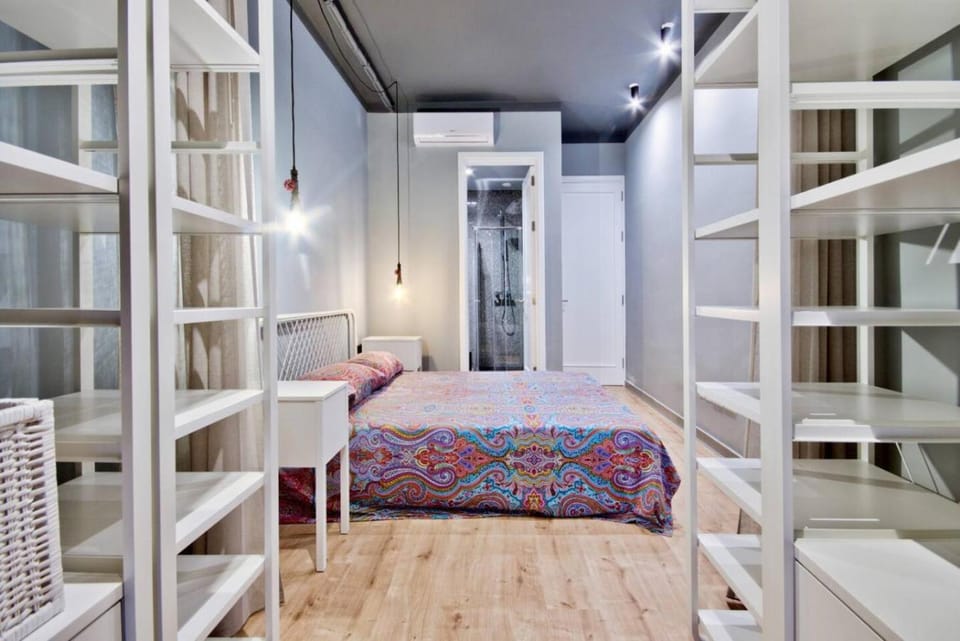 Bed, Photo of the whole room, Bedroom, wardrobe, air conditioner