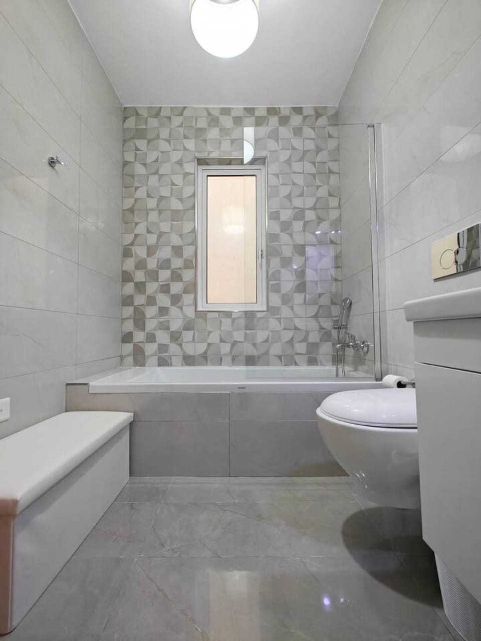 Shower, Toilet, Bathroom, Bath