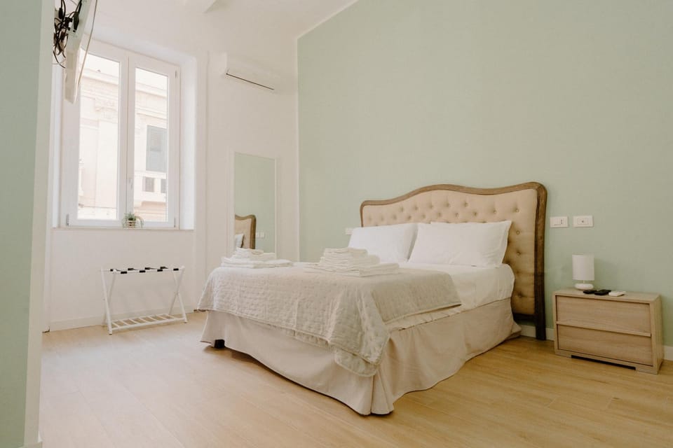 Bed, air conditioner