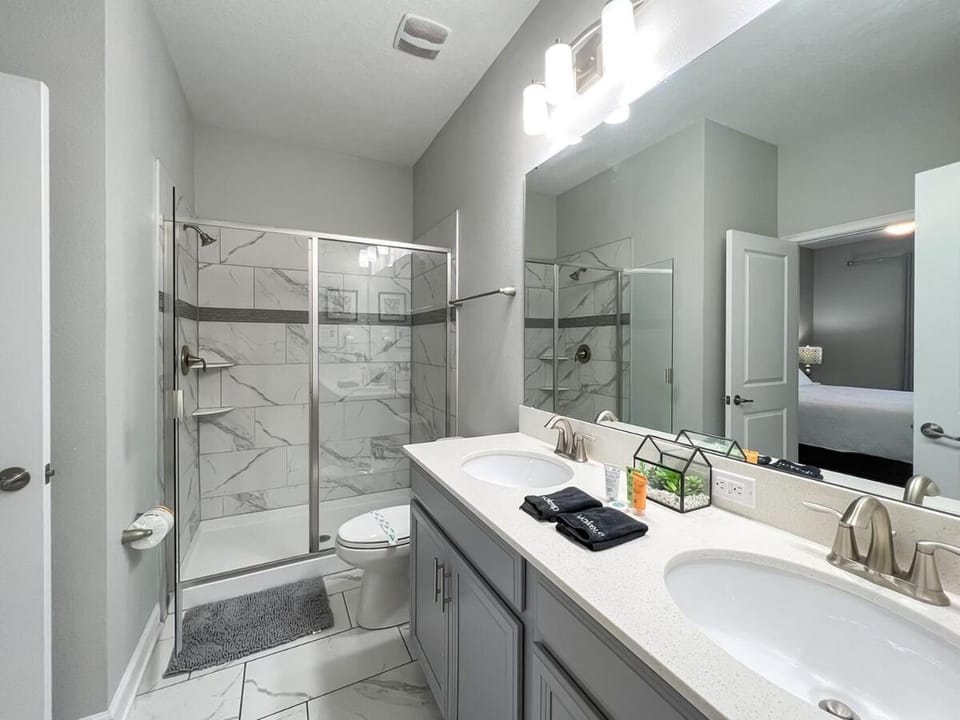 Experience the Magic of Disney in 8bd 5ba Luxury Villa Villa in Four Corners