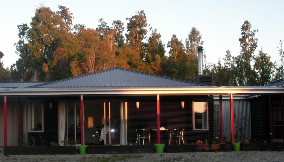 Property building, Patio, Internal: Not applicable to any particular room