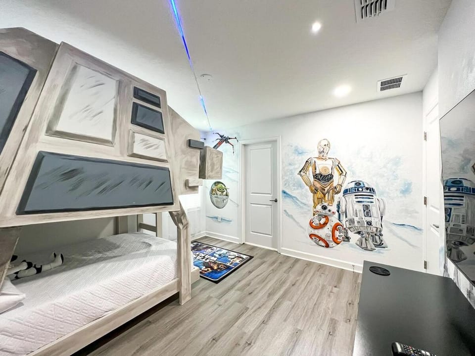 Magical Moments Luxury Disney Villa, Pool & Arcade Villa in Four Corners