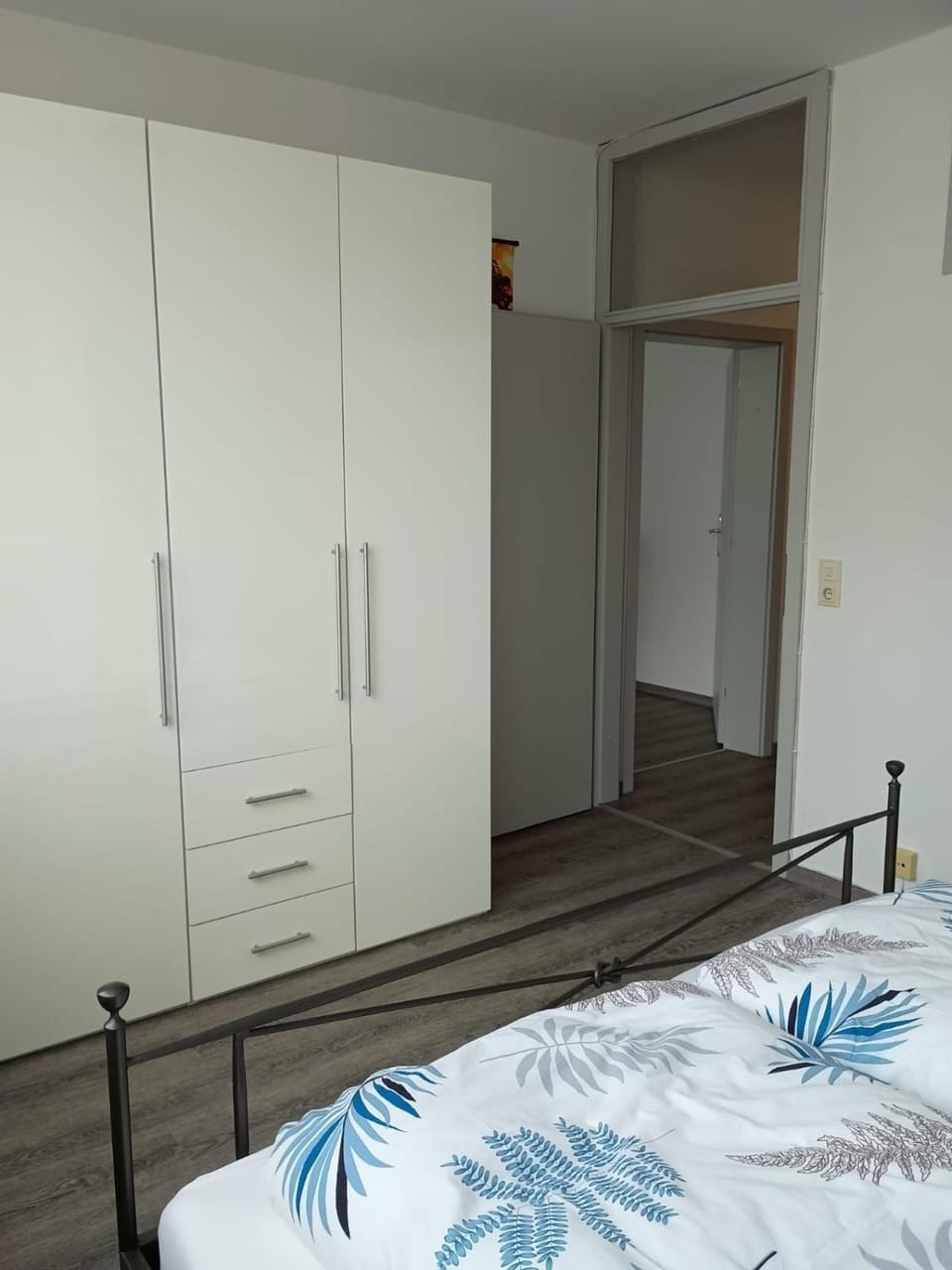 Bedroom, wardrobe