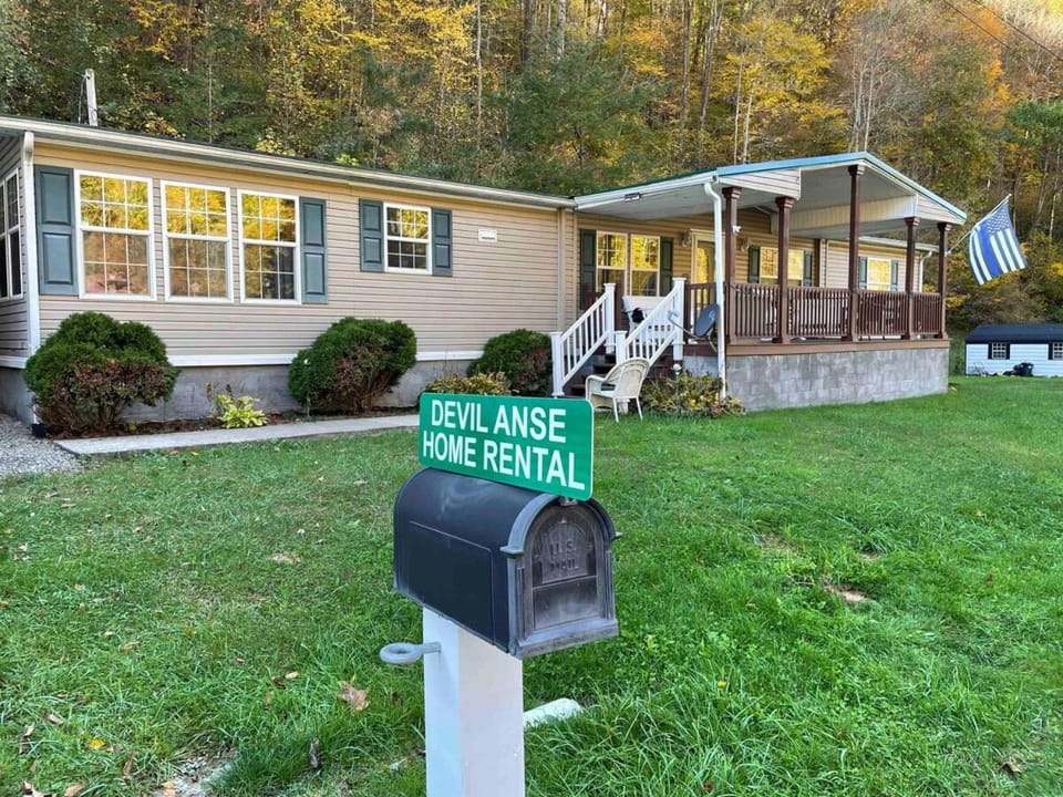 Neighbourhood, Natural landscape, Mountain view