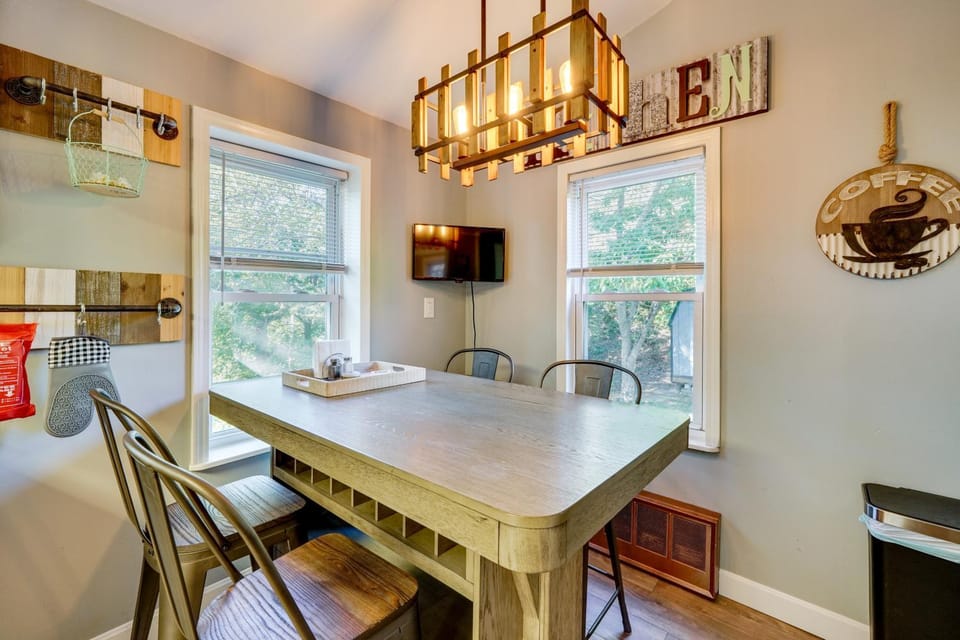 Little Woodland Home: Hidden Gem By Dtwn Bethlehem House in Bethlehem