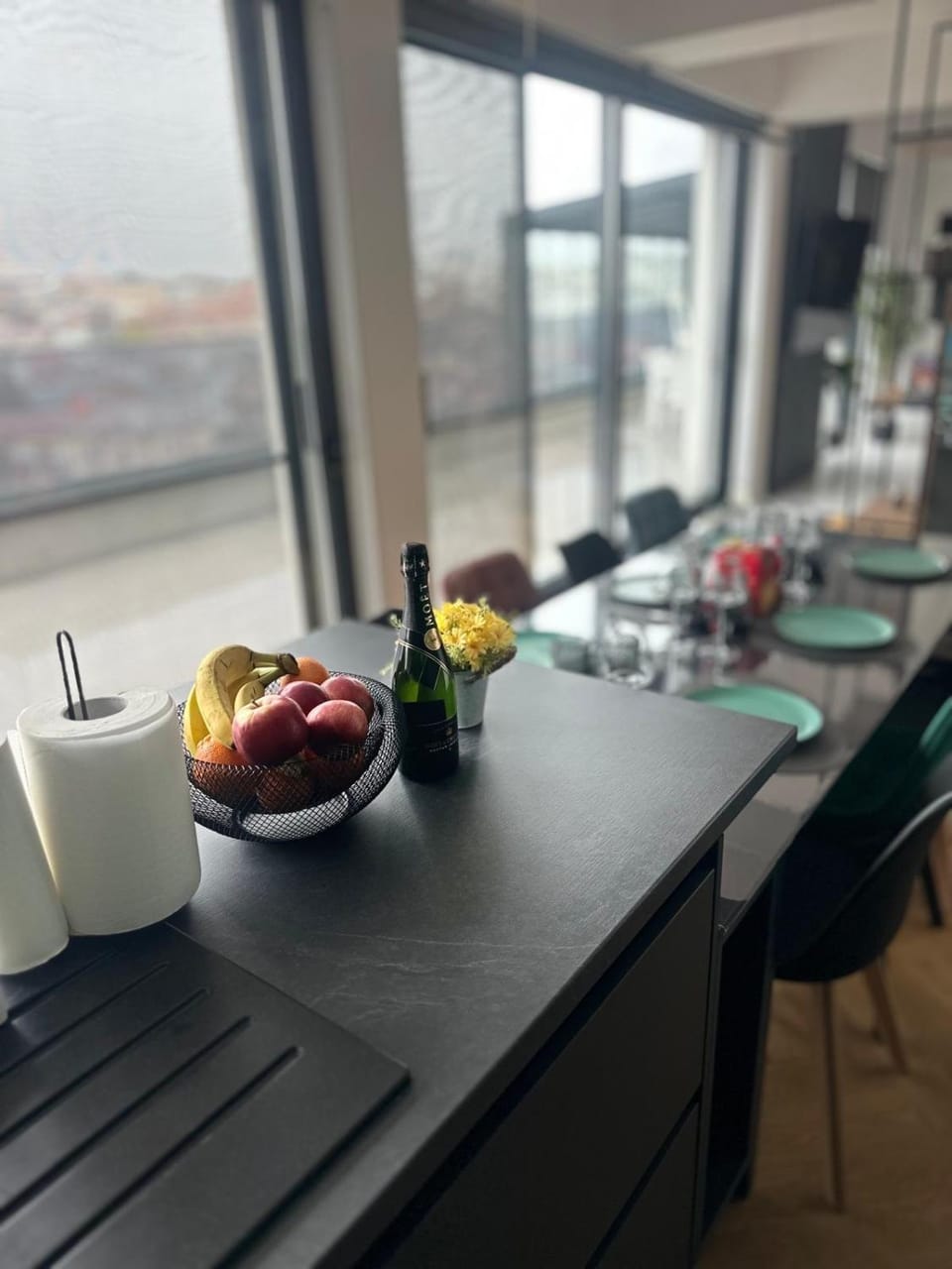 Sky View Penthouse Apartment in Craiova