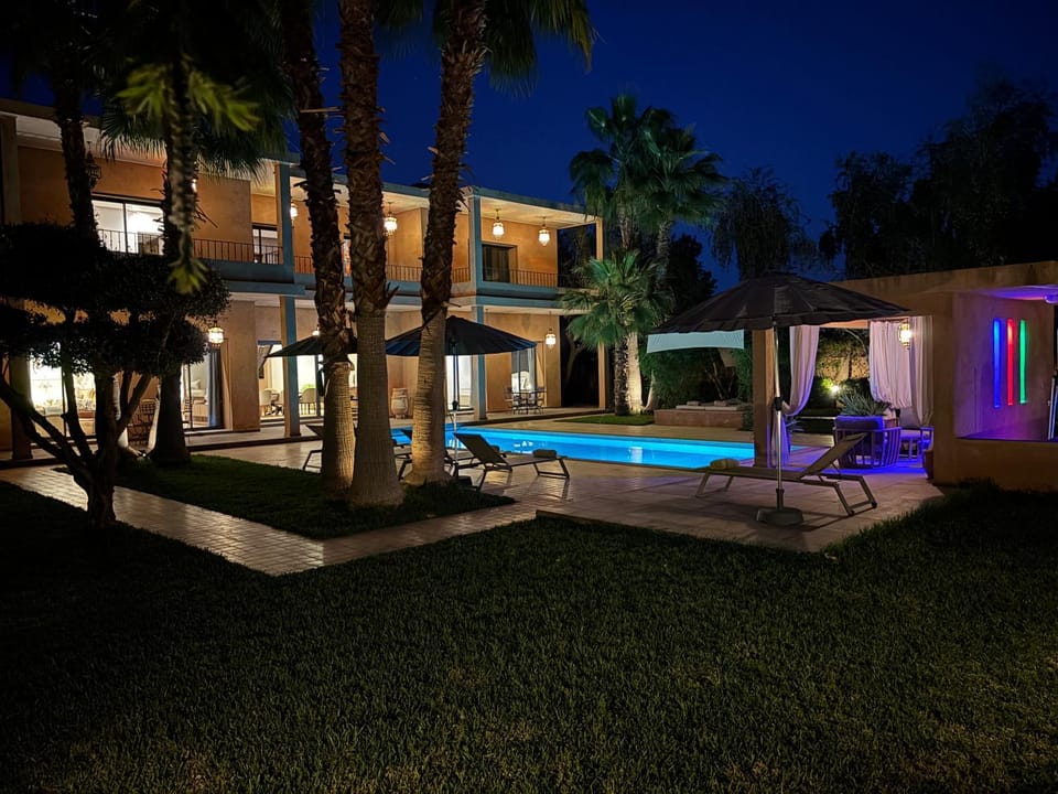 Garden, Garden, Swimming pool